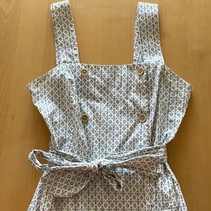 Black and white pattern tunic dress